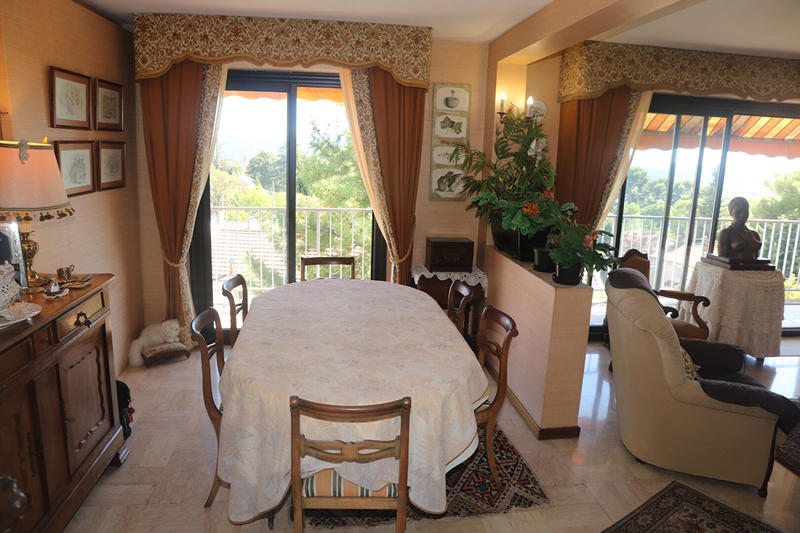 Appartement - 72 m² - 3 pièces