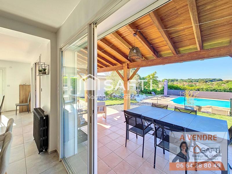 Maison - 211 m² - 6 pièces