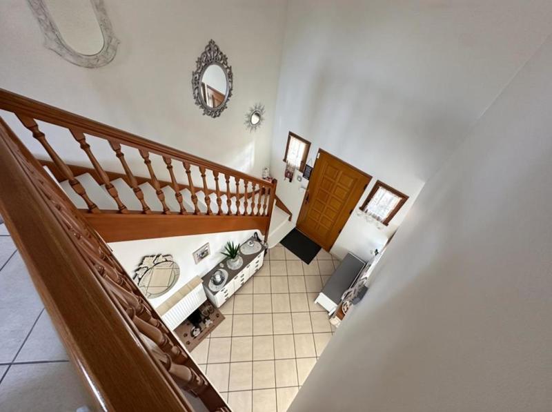 Pavillon - 140 m² - 6 pièces