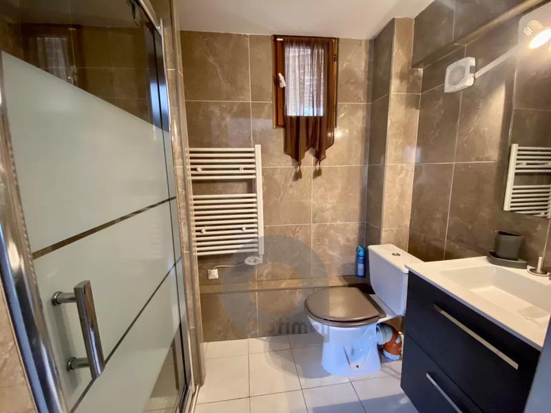 Maison de ville - 210 m² - 7 pièces