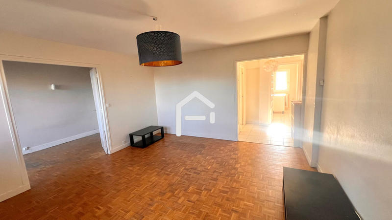 Appartement - 80 m² - 4 pièces