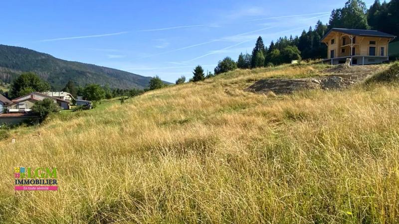 Terrain constructible - 693 m²