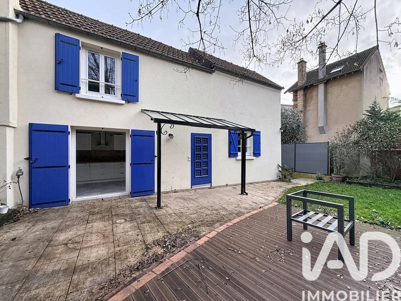 Maison - 95 m² - 4 pièces