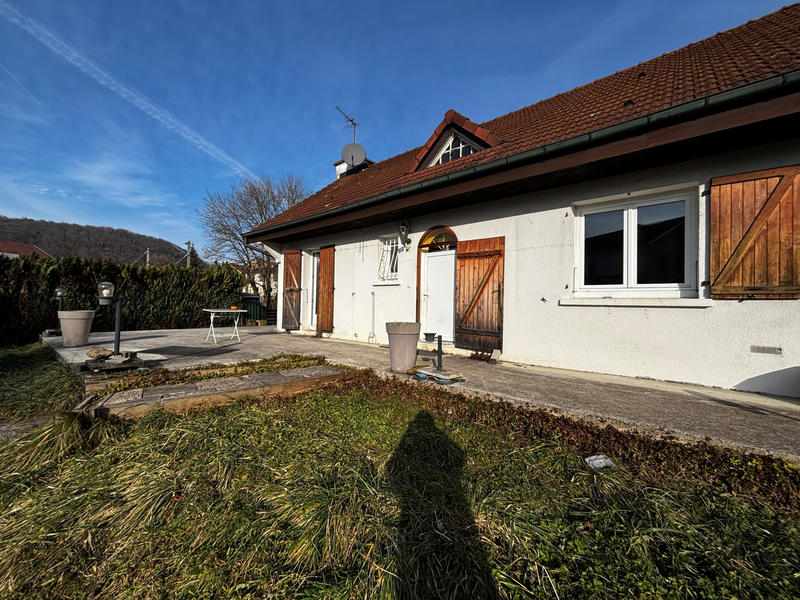 Maison - 93 m² - 4 pièces