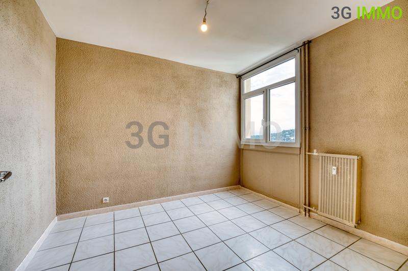 Appartement - 81 m² - 4 pièces