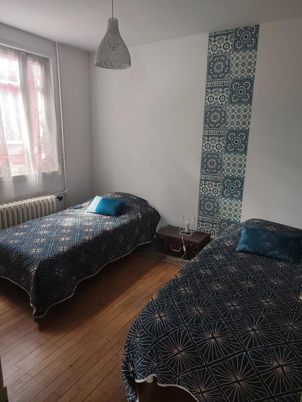 Maison - 99 m² - 6 pièces