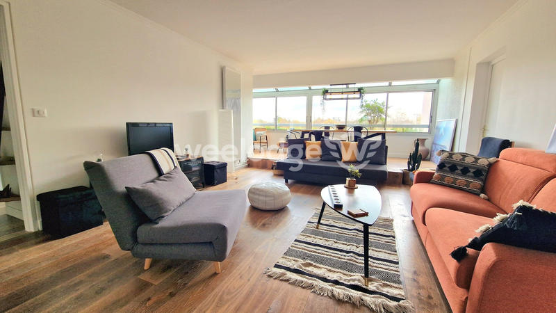 Appartement - 136 m² - 7 pièces