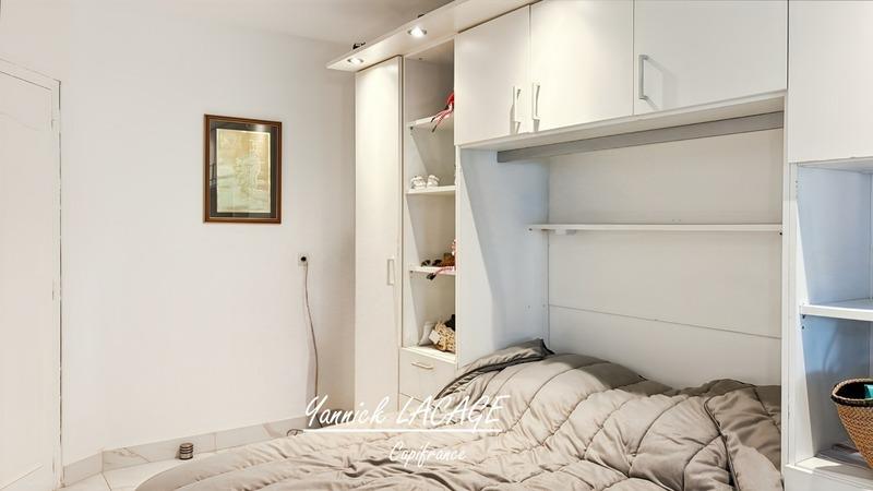 Immeuble - 138 m² - 8 pièces