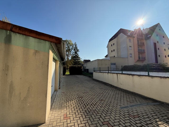 Immeuble - 155 m² - 9 pièces