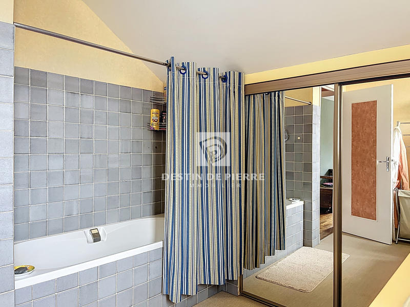 Maison - 124 m² - 5 pièces