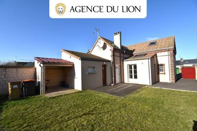 Maison - 97 m² - 6 pièces