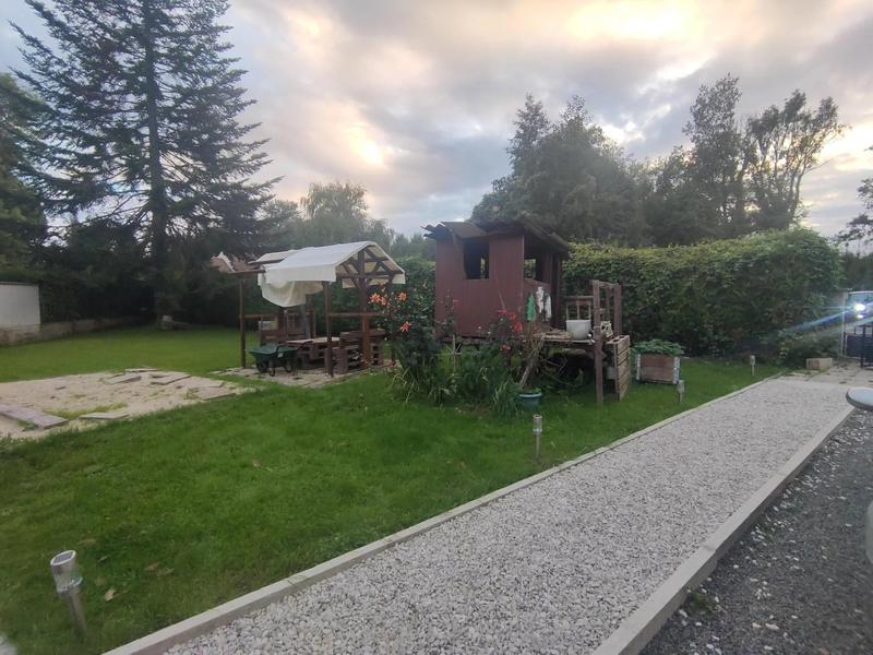 Maison - 98 m² - 4 pièces