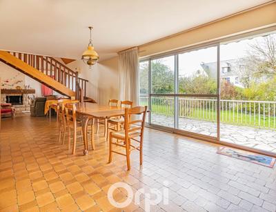 Maison - 160 m² - 6 pièces