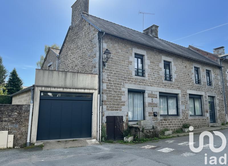 Maison de village - 294 m² - 10 pièces