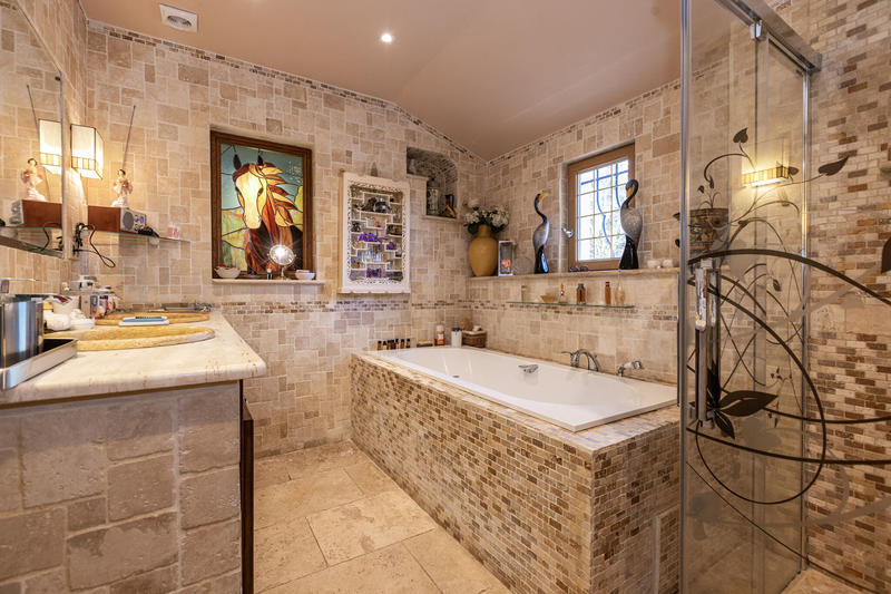 Propriété - 188 m² - 5 pièces