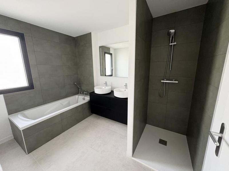 Maison - 135 m² - 5 pièces