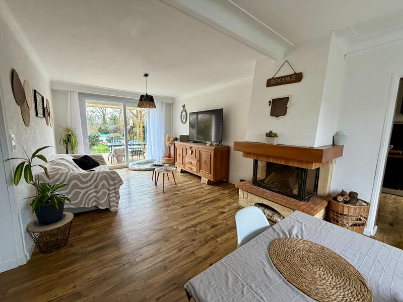 Maison - 145 m² - 6 pièces