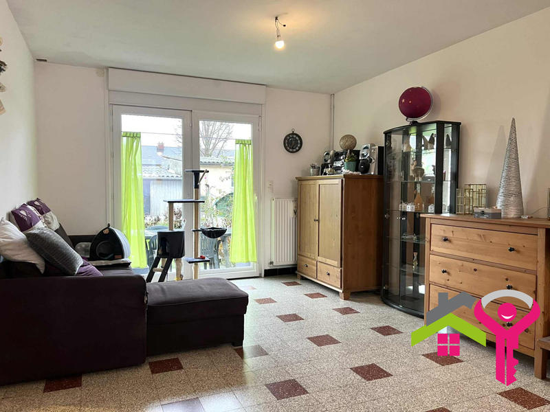 Maison - 90 m² - 5 pièces