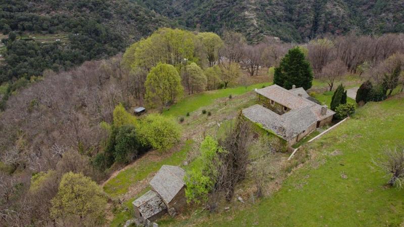 Propriété - 160 m² - 10 pièces