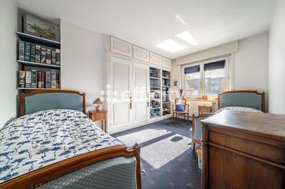 Maison - 122 m² - 5 pièces