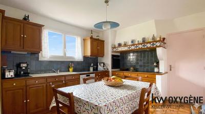 Maison traditionnelle - 110 m² - 4 pièces