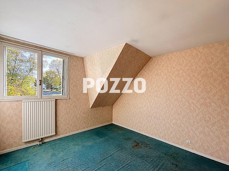 Maison - 95 m² - 5 pièces