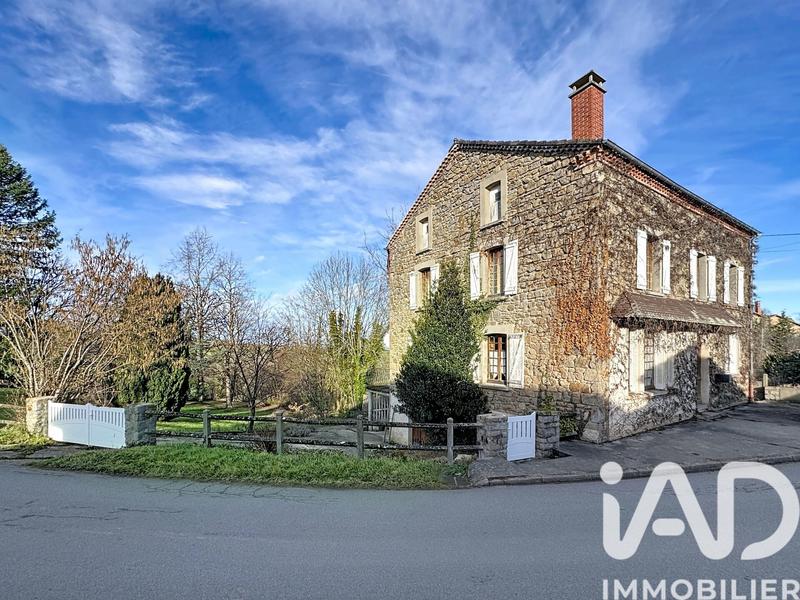 Maison de village - 184 m² - 8 pièces