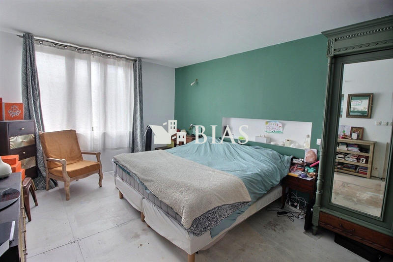 Maison - 174 m² - 7 pièces