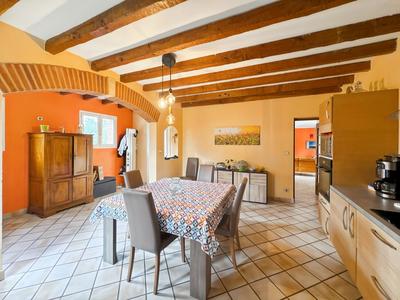 Maison - 200 m² - 6 pièces