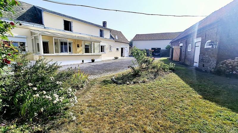 Maison - 100 m² - 5 pièces