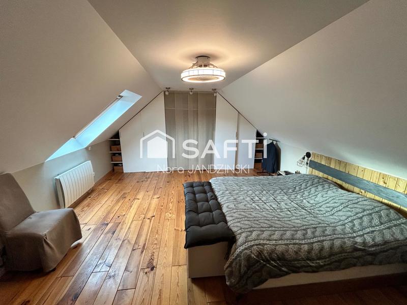 Maison - 122 m² - 7 pièces