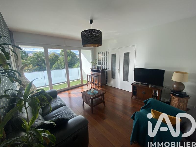 Appartement - 92 m² - 4 pièces