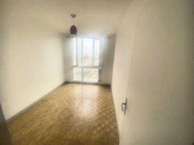 Appartement - 68 m² - 4 pièces