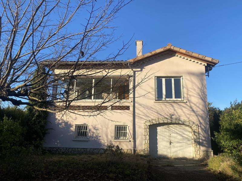 Maison - 120 m² - 6 pièces
