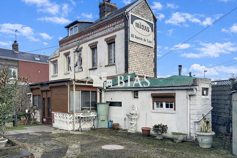 Maison - 63 m² - 5 pièces