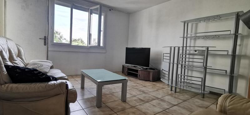 Appartement - 93 m² - 6 pièces