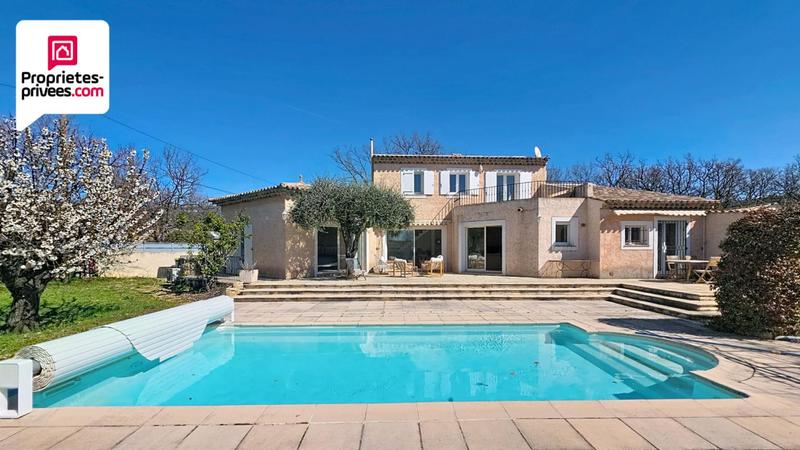 Villa - 143 m² - 5 pièces