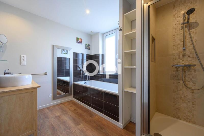 Maison - 90 m² - 3 pièces