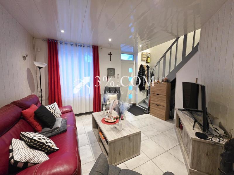 Maison - 92 m² - 5 pièces