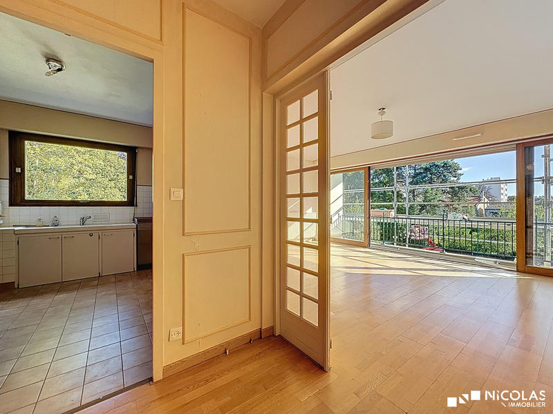 Appartement - 75 m² - 3 pièces