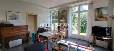 Immeuble - 235 m² - 10 pièces