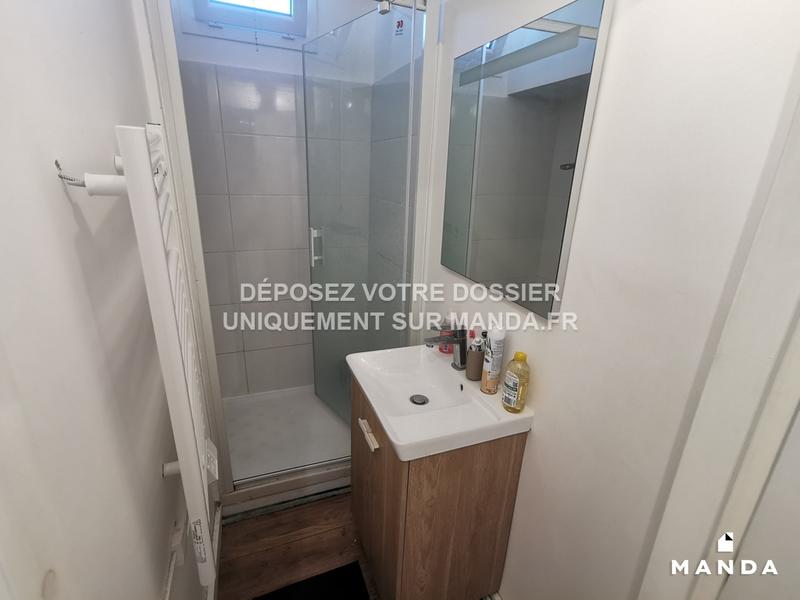 Chambre - 10 m² - 4 pièces