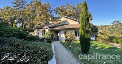 Maison d'architecte - 210 m² - 6 pièces