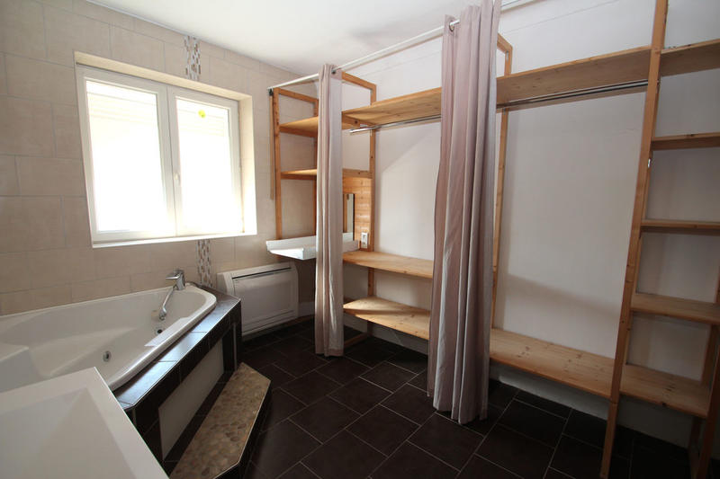 Maison - 94 m² - 4 pièces