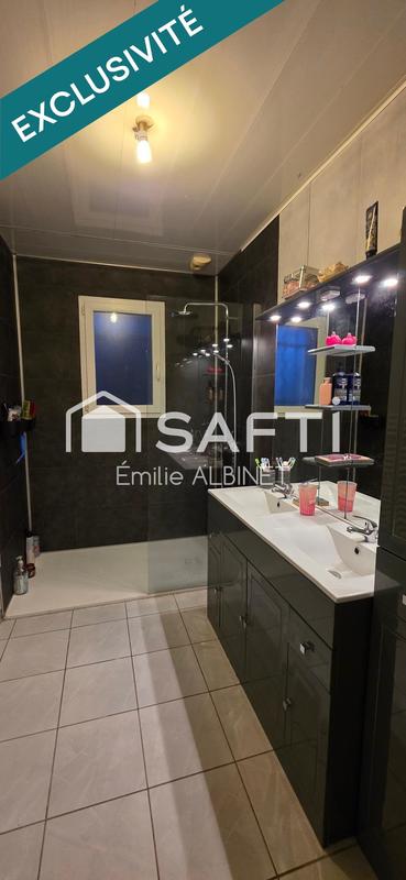 Maison - 95 m² - 5 pièces