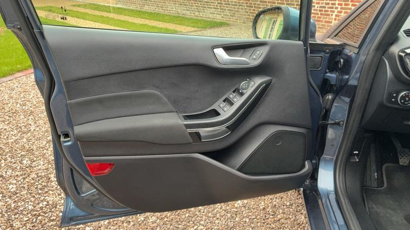 Ford Fiesta VI 1.0 Ecoboost 95 Titanium