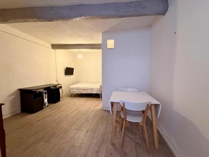 Studio - 24 m² - 1 pièce