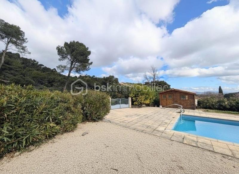 Villa - 162 m² - 6 pièces