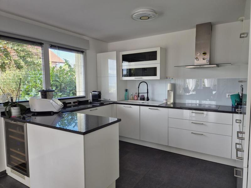 Maison - 102 m² - 4 pièces