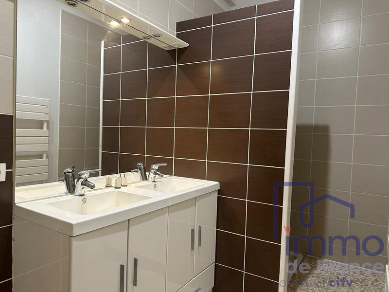 Appartement - 49 m² - 2 pièces